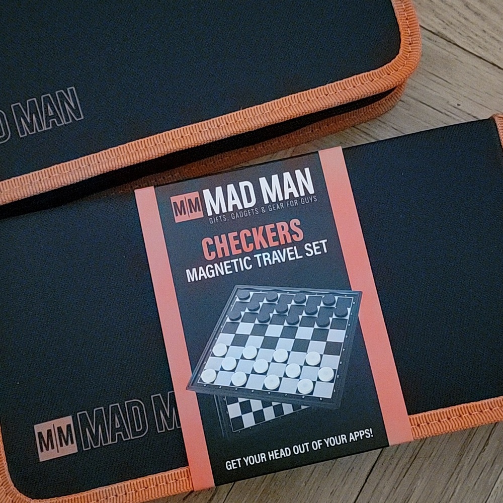 BUNDLE/TRAVEL CHECKERS & CHESS SETS/MAGNETIC - Picture 13 of 16